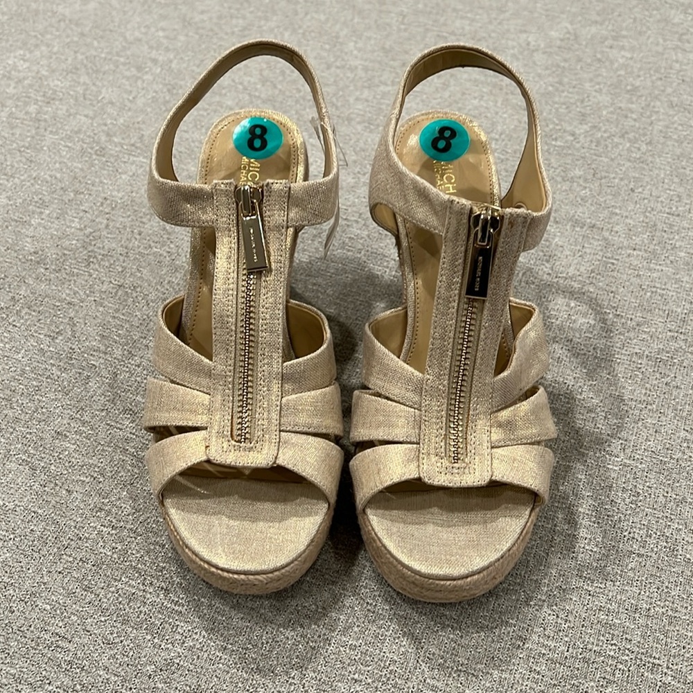 Michael Kors wedge - new with tags size 8